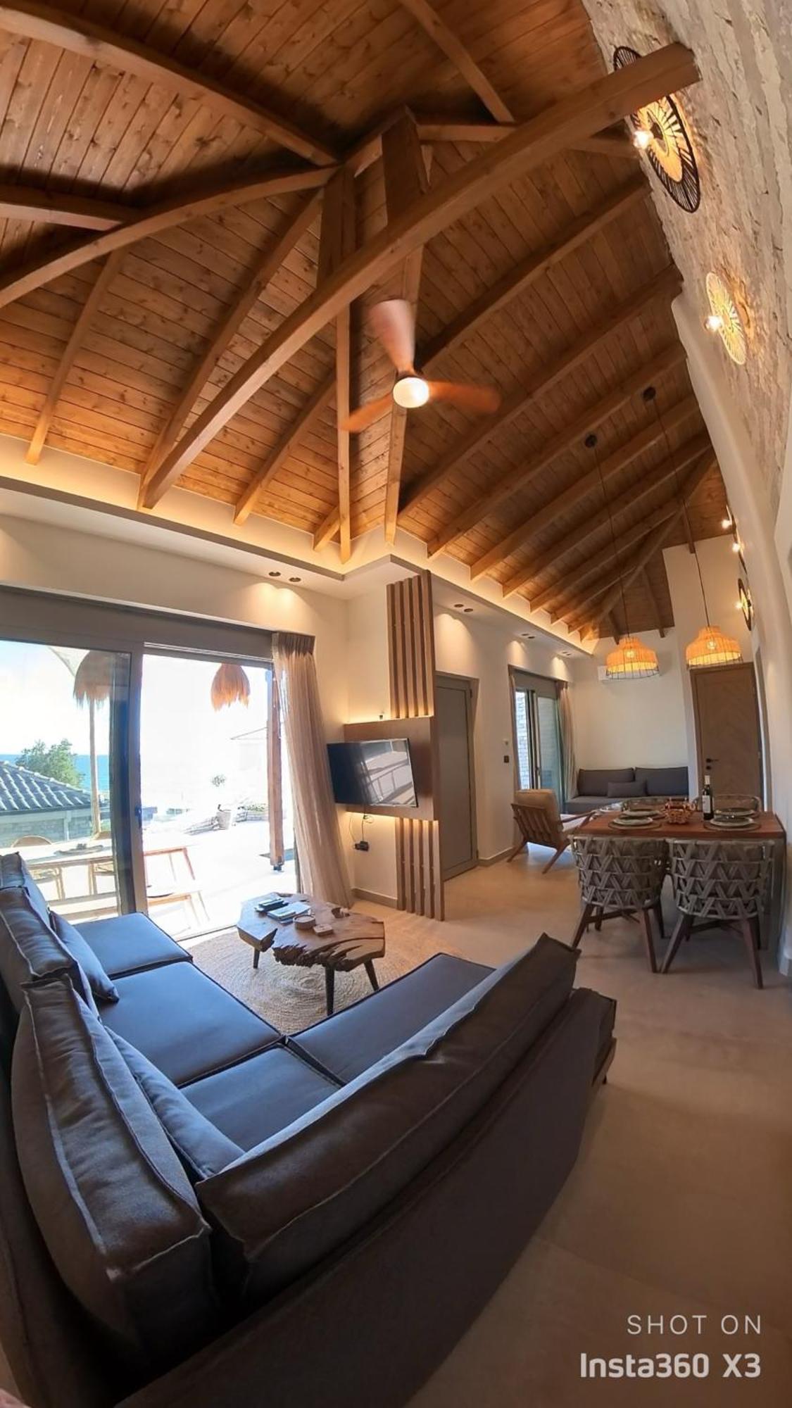 Villa Vrachos Luxury Living Extérieur photo